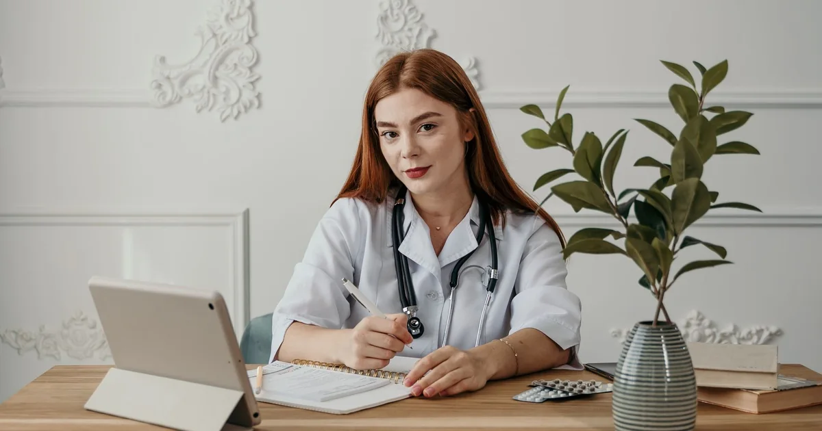 From Handwritten Patient Notes to AI‑Assisted Audio Journals: A Brief History for Modern Medics