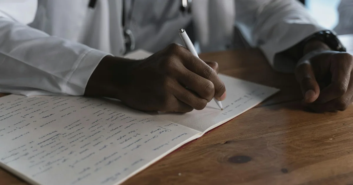 Quick voice notes become a searchable knowledge hub for doctors