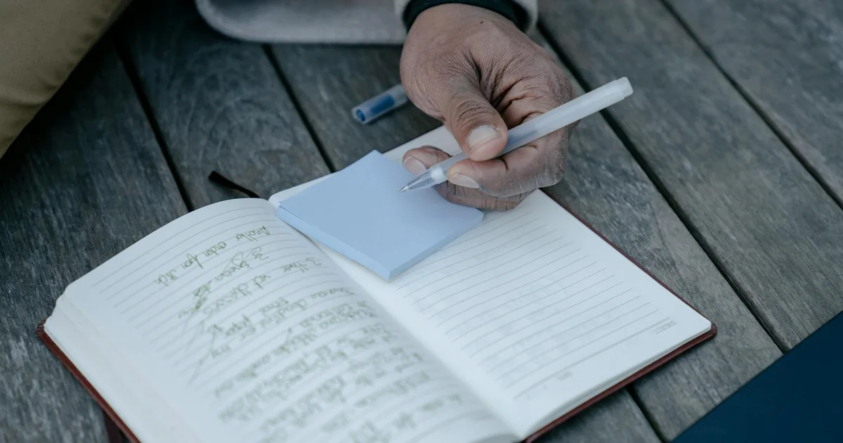Simplify Clinical Reflection with Voice Journaling for Medics